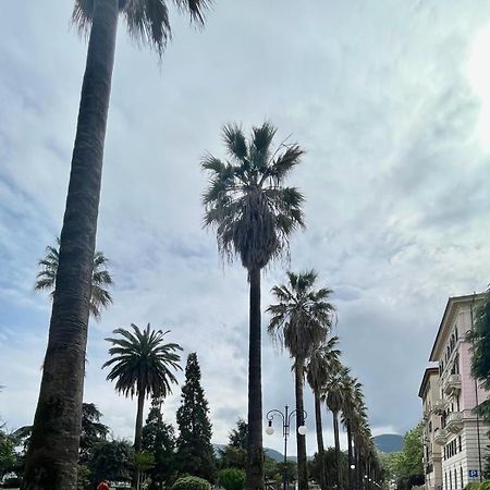 Breathe Liguria - Lucy: Historic Center Seaside Apartment La Spezia Exterior photo