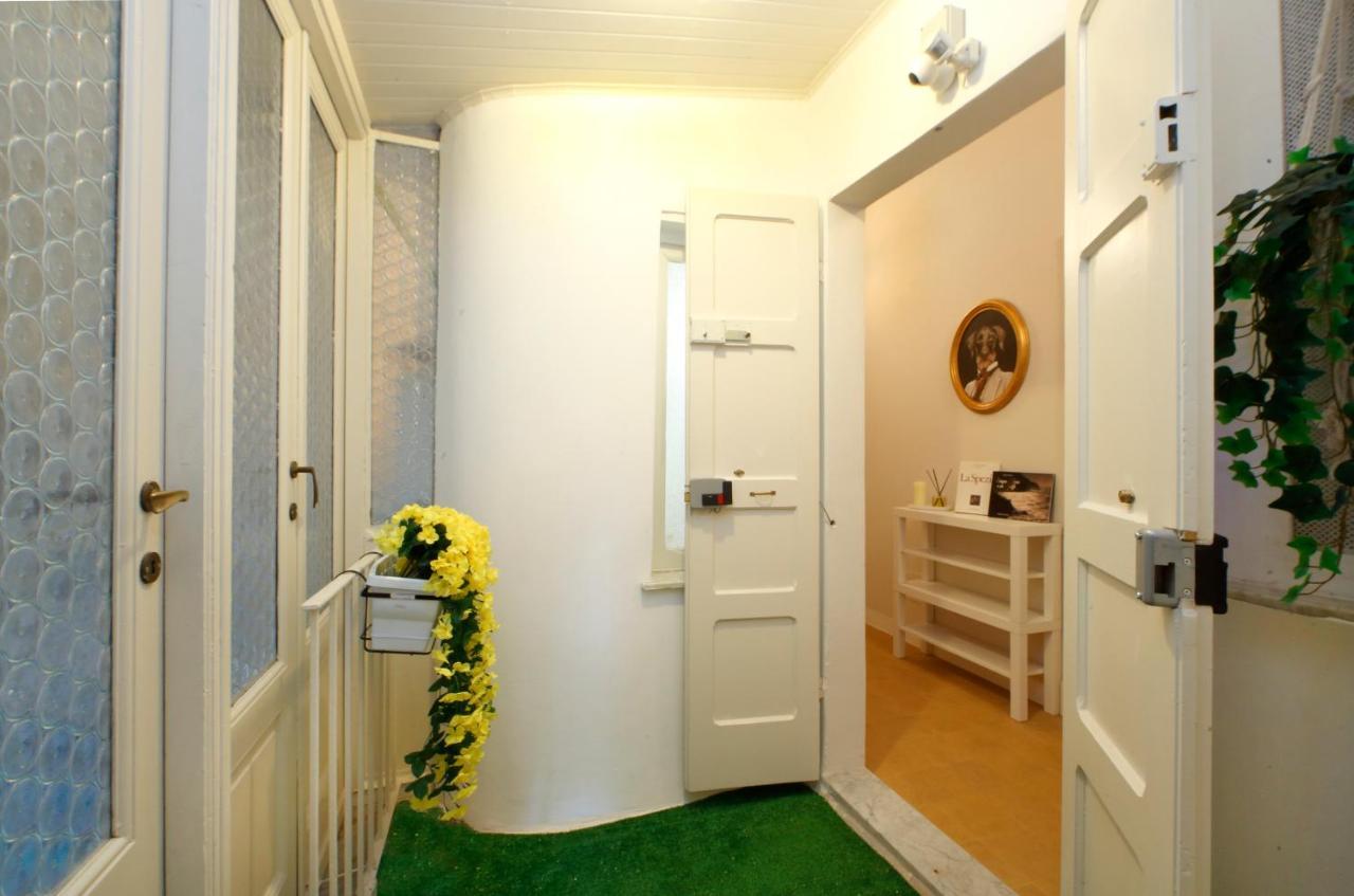 Breathe Liguria - Lucy: Historic Center Seaside Apartment La Spezia Exterior photo